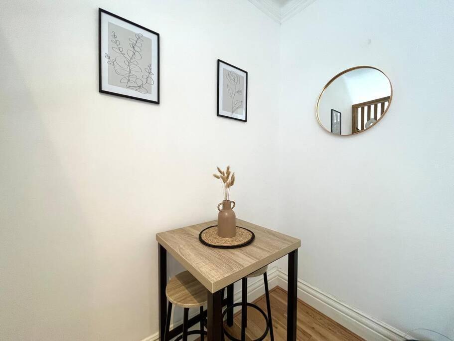 Flat 12, 10 St John'S Road Apartment Bournemouth Bagian luar foto